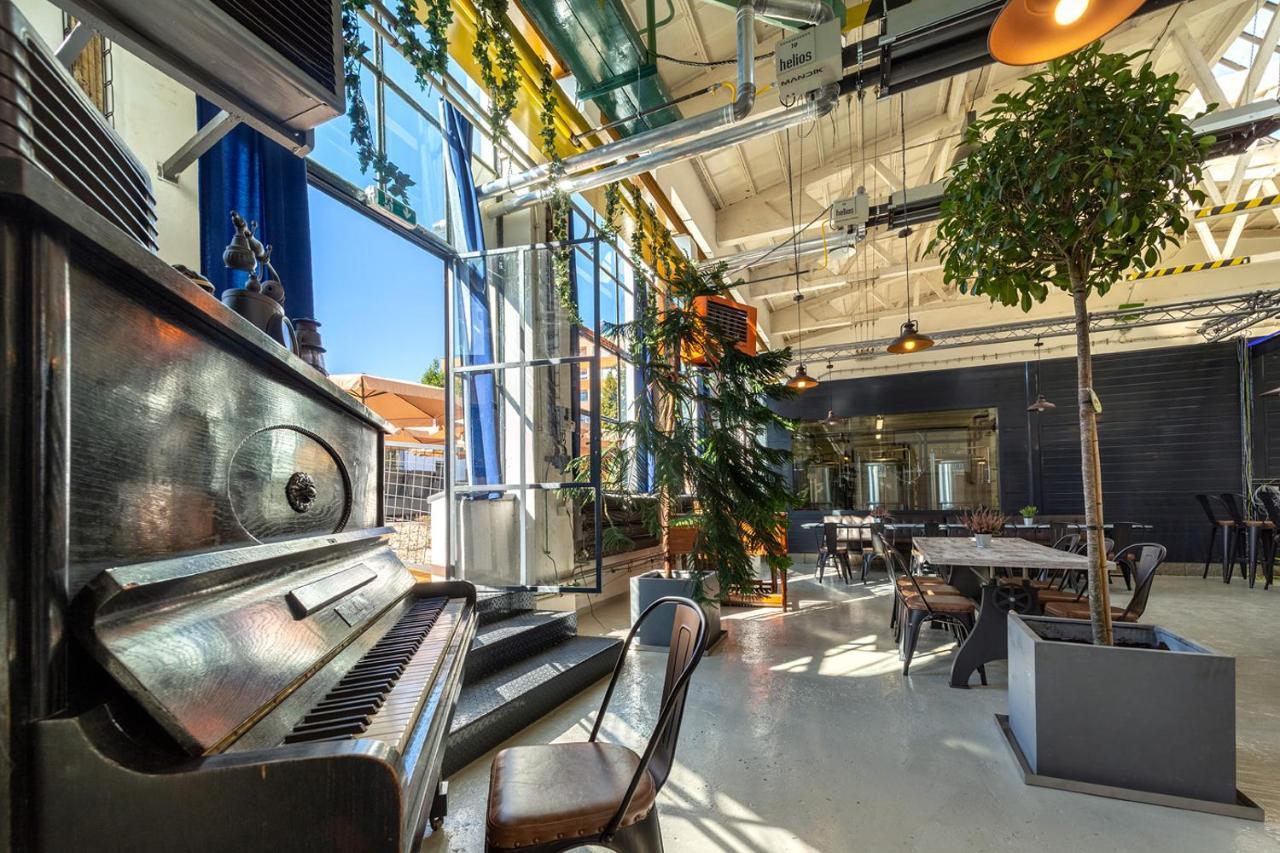 Hotel Na Vyvoji Vlasim Bagian luar foto