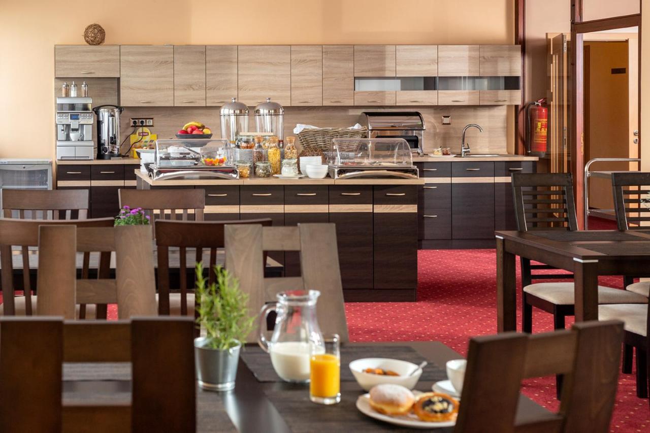 Hotel Na Vyvoji Vlasim Bagian luar foto